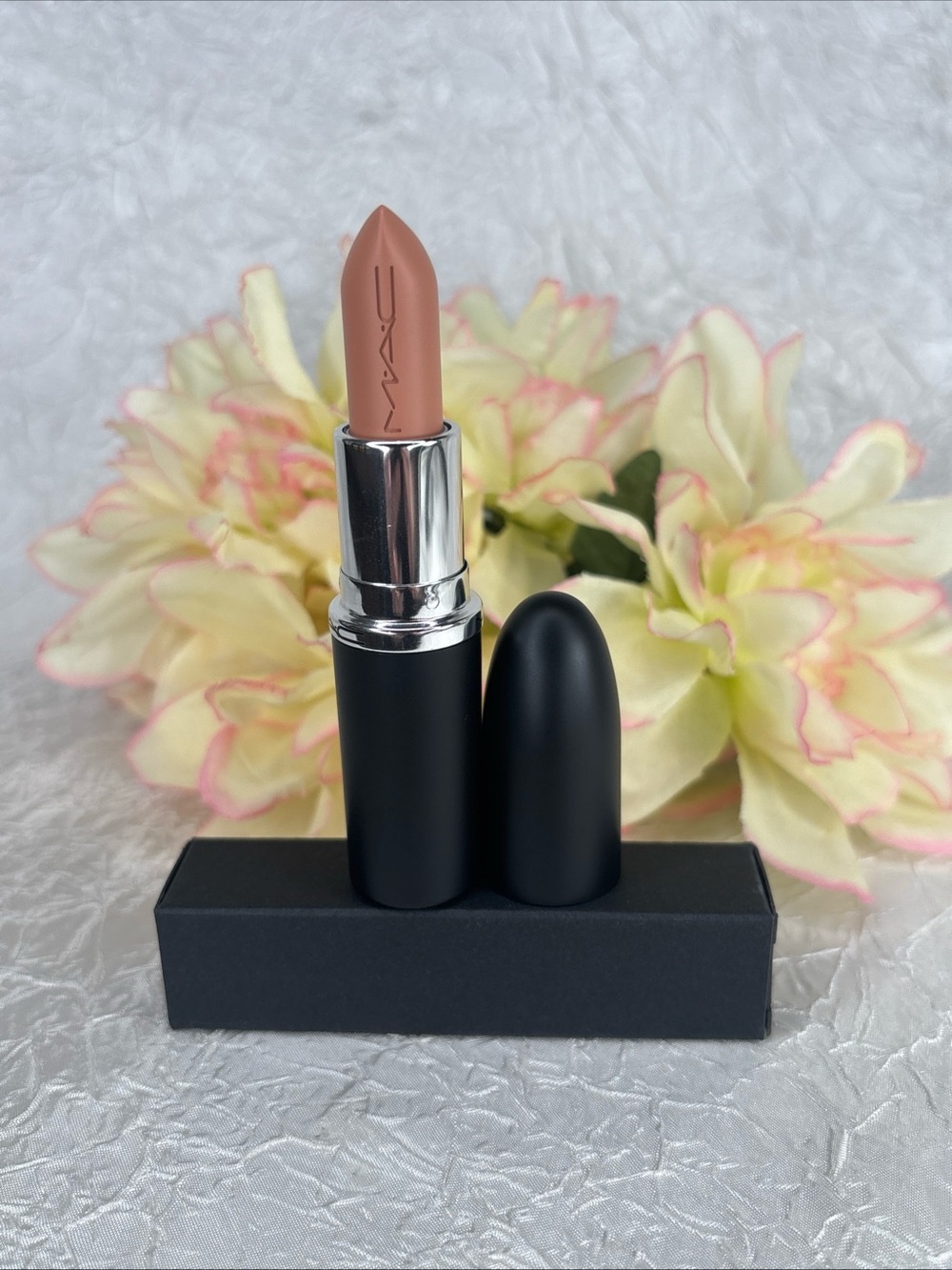 MAC Macximal Sleek Satin Lipstick - BEIGE BLOSSOM - Lim Ed FullSize NIB
